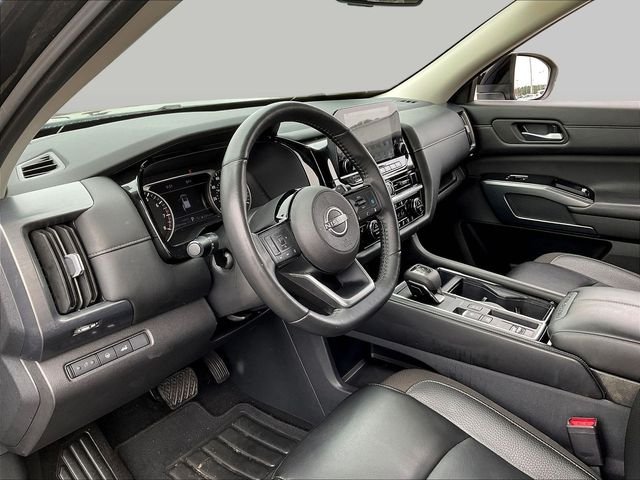 Used 2024 Black Nissan SL image 18