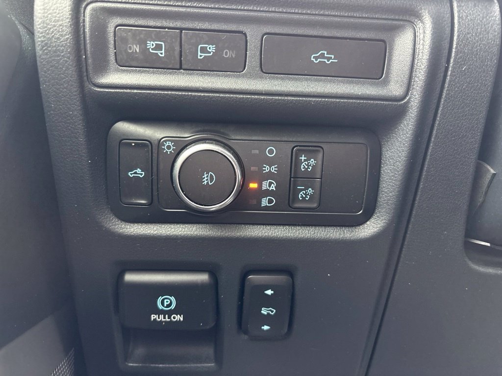 Used 2022 Antimatter Blue Metallic Ford Lariat image 15