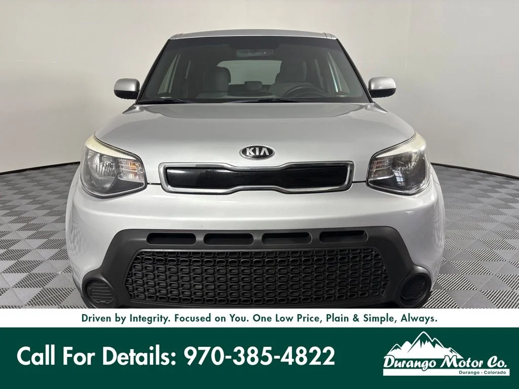 Used 2015 Silver Kia Plus image 3