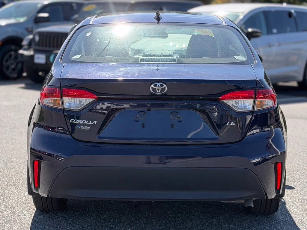 Used 2024  Toyota LE image 4