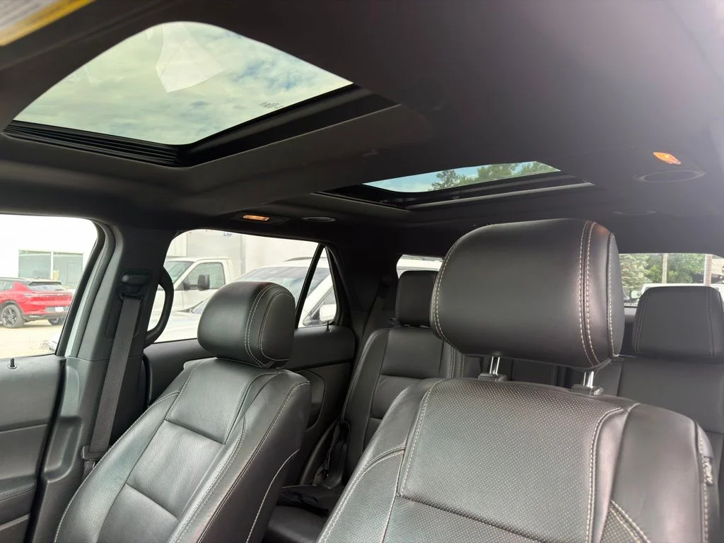 Used 2014 White Ford Sport image 5