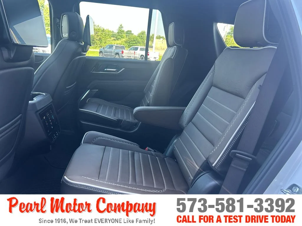 2026 GMC Yukon Denali Ultimate - Photo 22