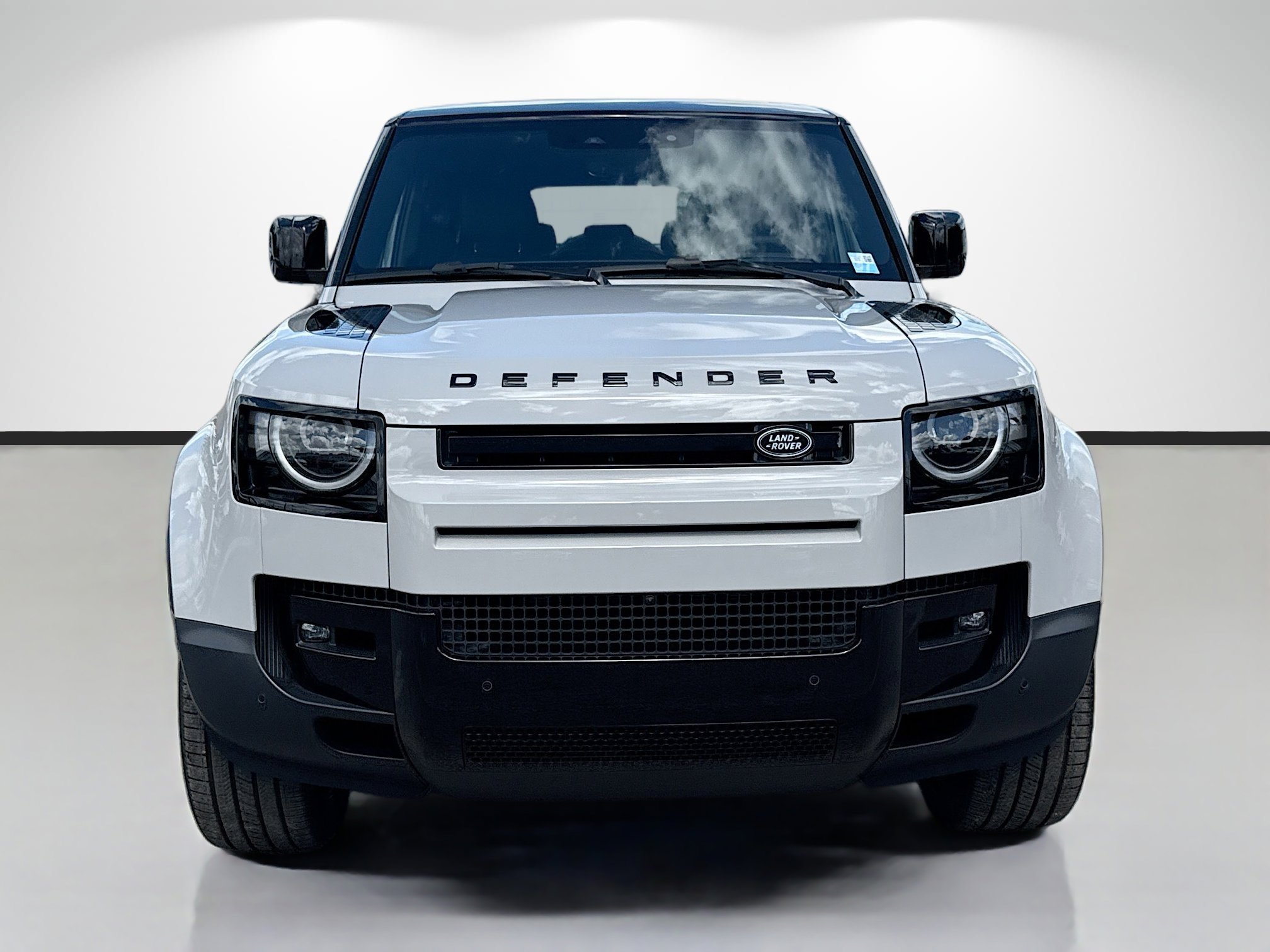 2026 Land Rover Defender S - Photo 8