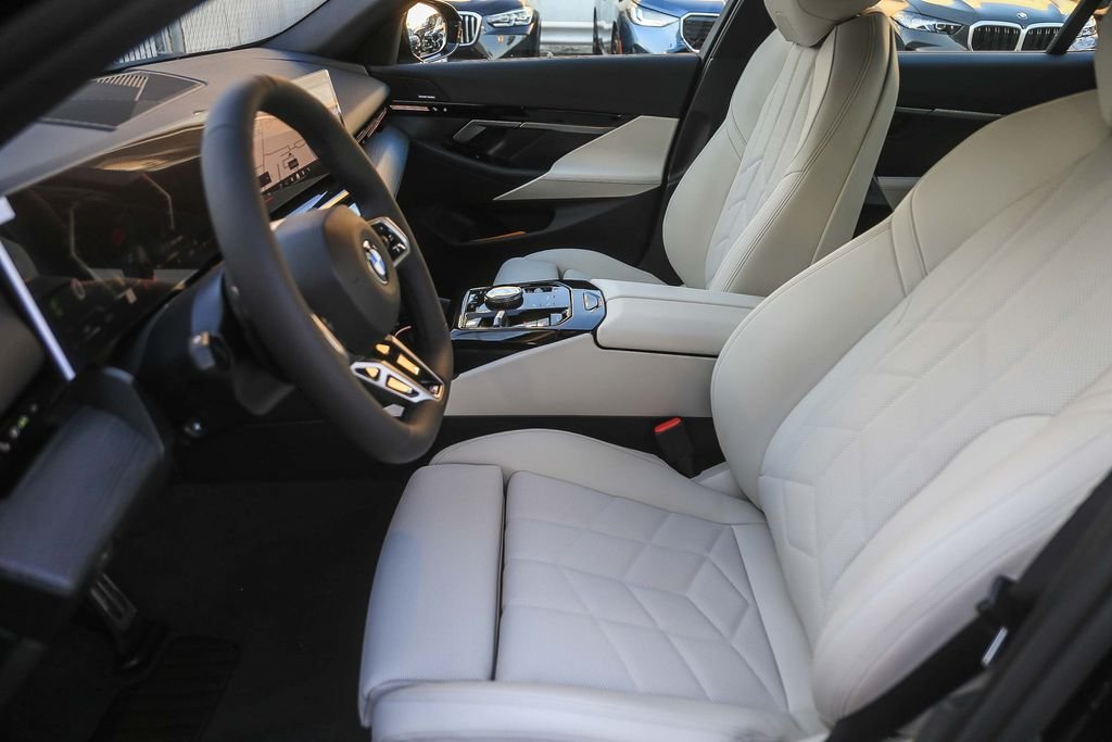 Used 2026 Black Sapphire Metallic BMW 530i image 14