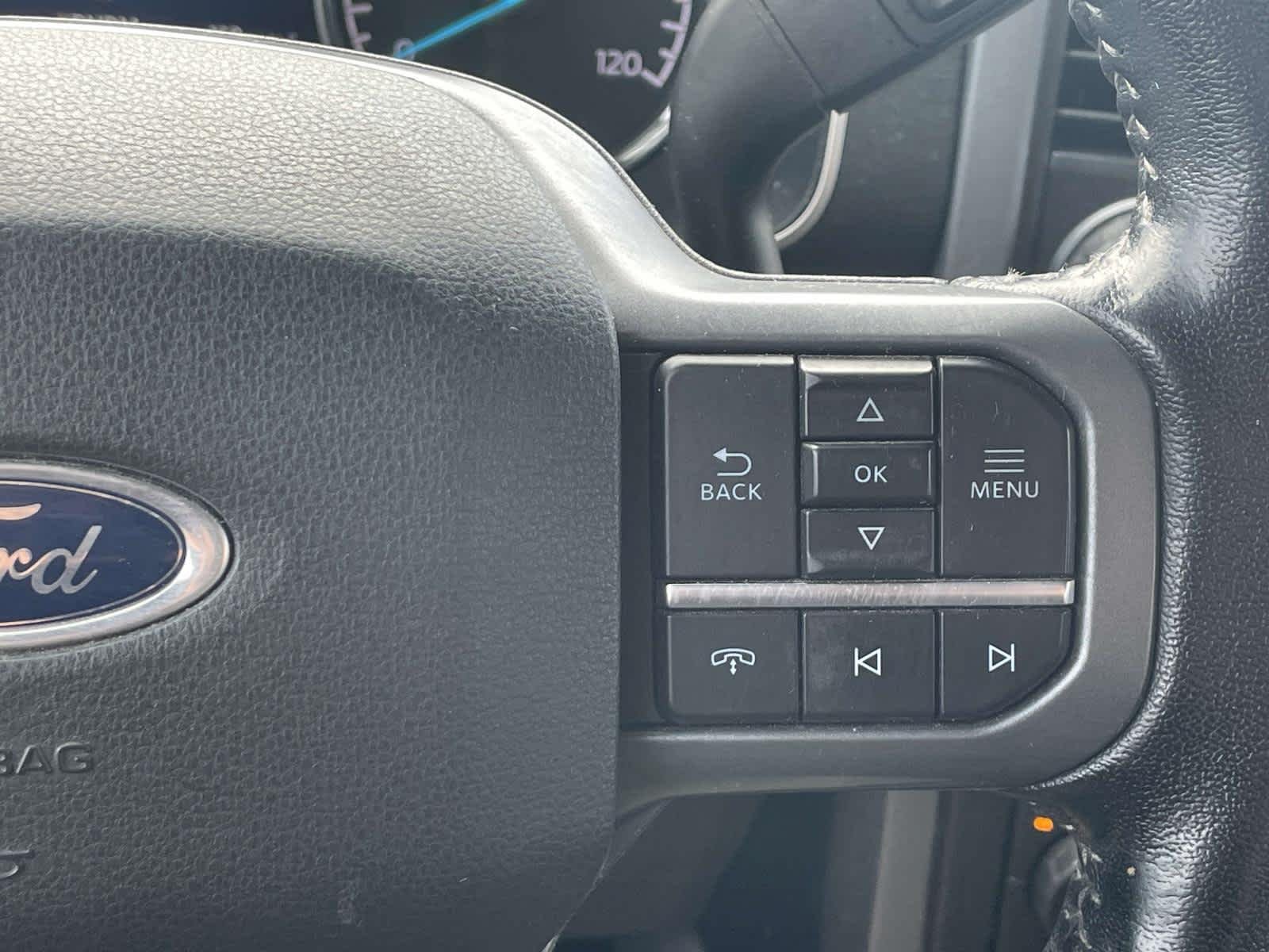 Used 2021 Oxford White/Carbonized Gray Ford XLT image 32