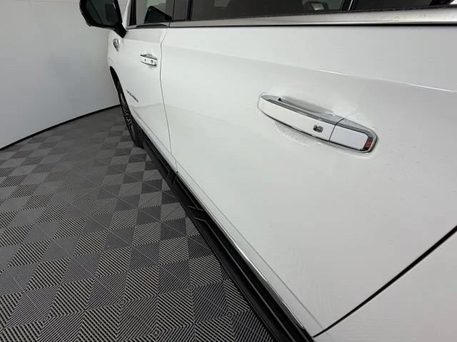 2026 GMC Yukon XL Elevation - Photo 9