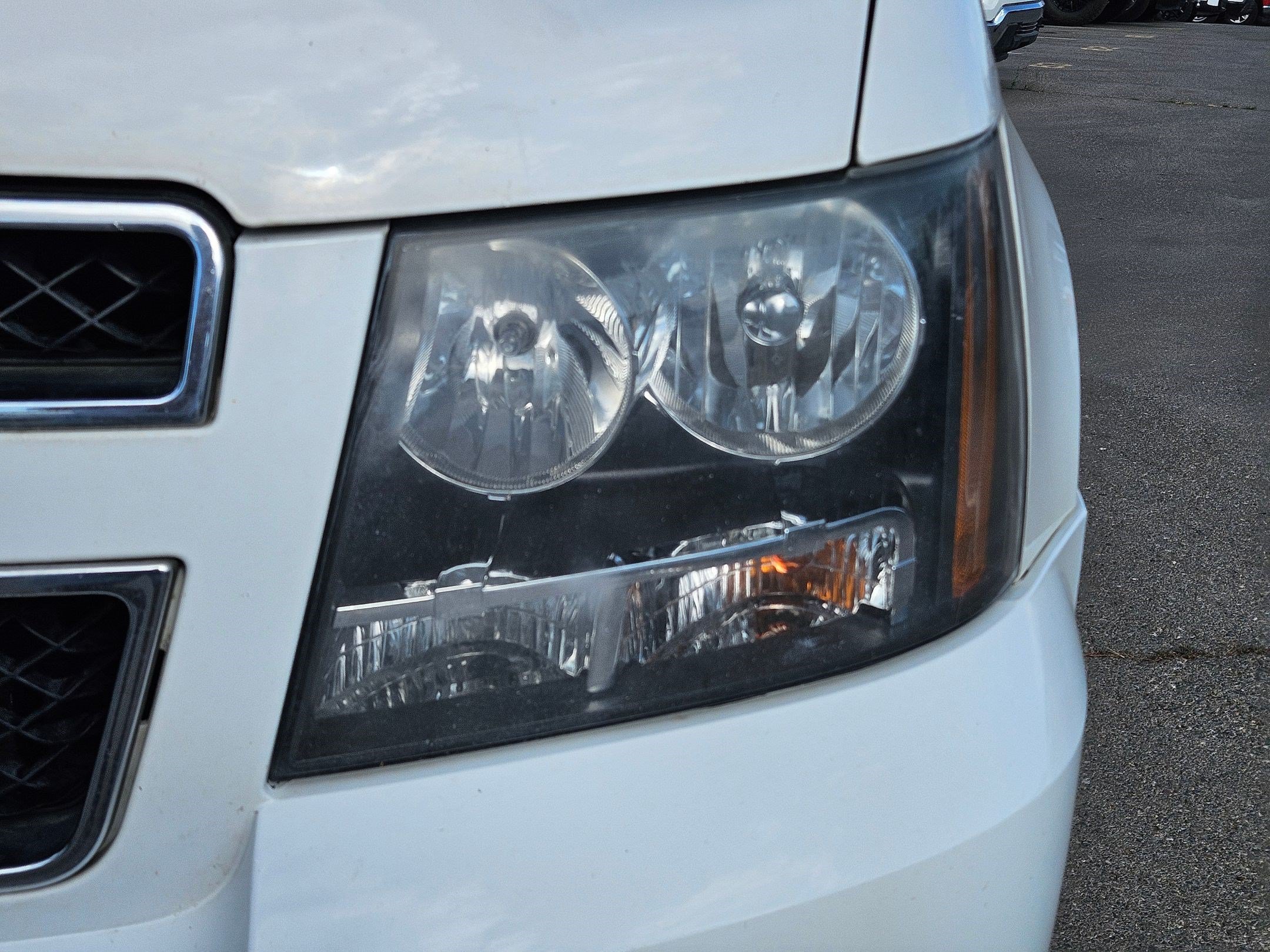 Used 2012 Summit White Chevrolet Commercial image 10