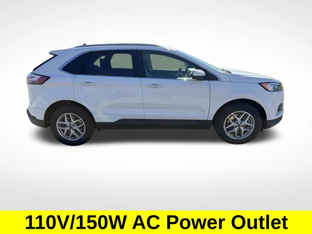 Used 2023 White Ford SEL image 7