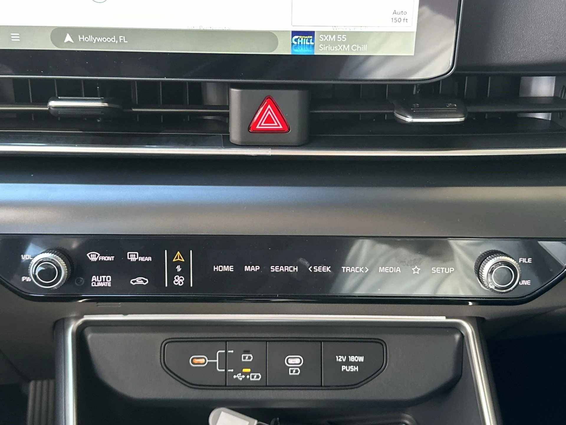 New 2026 Snow White Pearl Kia LXS image 18
