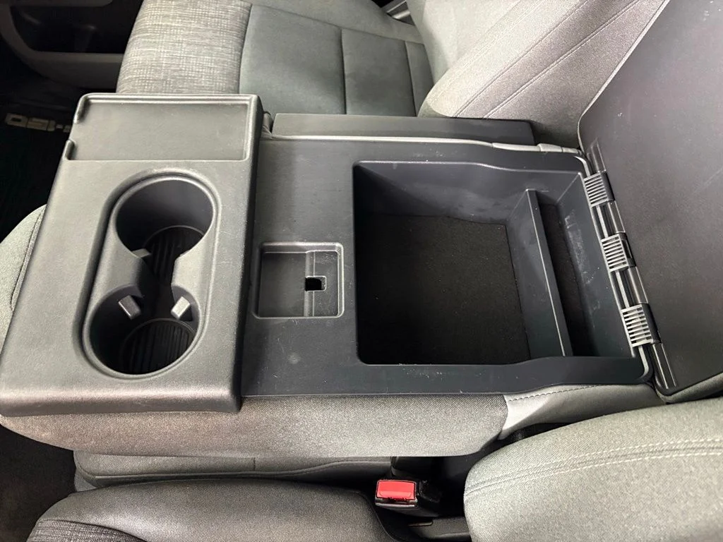 Used 2023 Gray Ford XLT image 33
