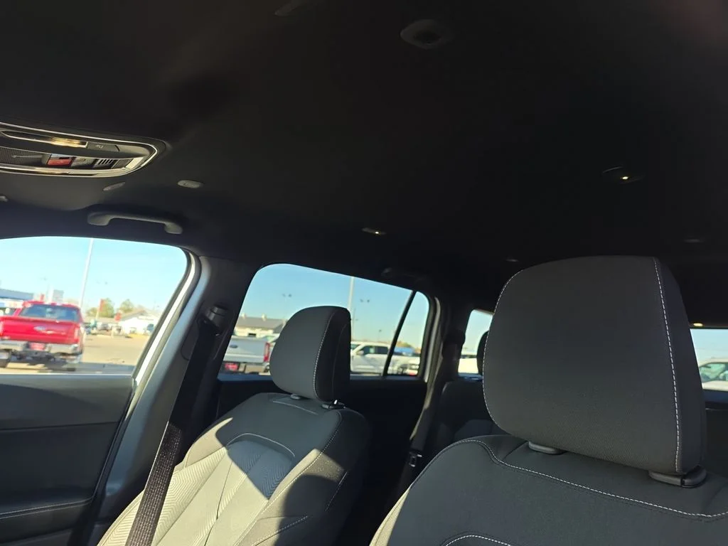 New 2026 Bright White Clearcoat Jeep Laredo image 17