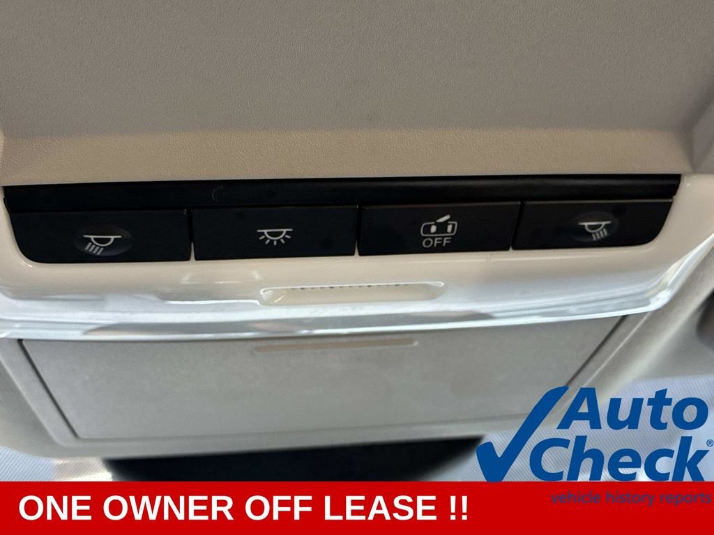 Used 2023 Black Nissan SR image 33
