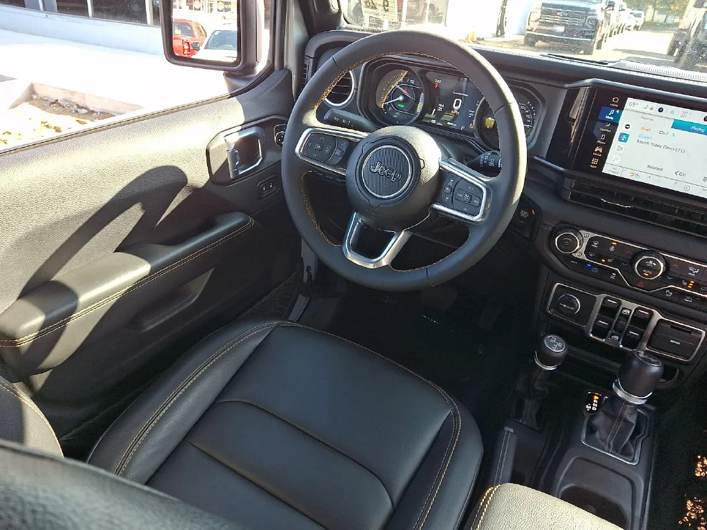 Used 2024 Silver Jeep Sahara 4xe image 15