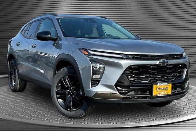 Used 2025 Gray Chevrolet ACTIV image 3