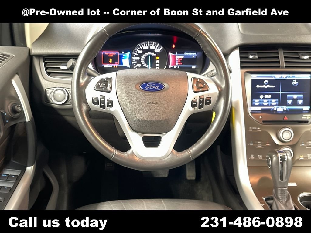 Used 2013  Ford SEL image 17