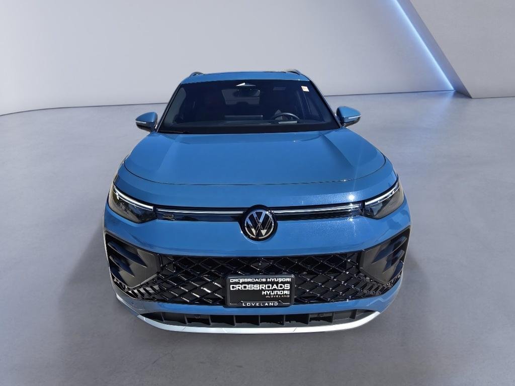 Used 2025 Monterey Blue Pearl Volkswagen SEL R-Line image 9