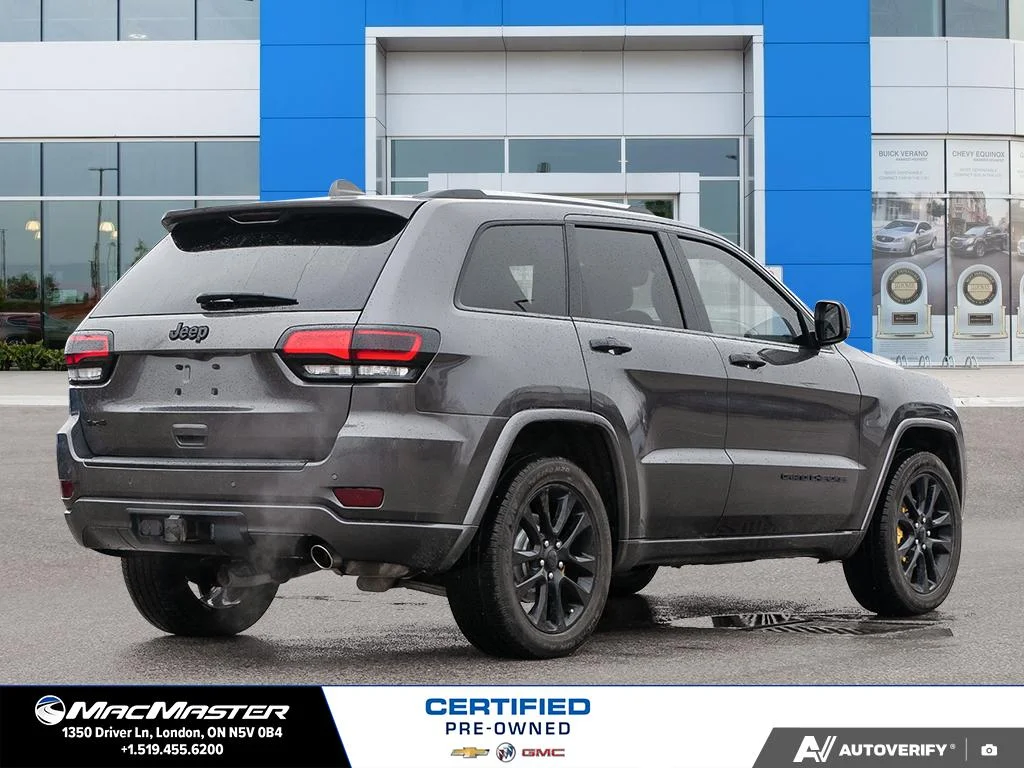 Certified Used 2018  Jeep Laredo image 5