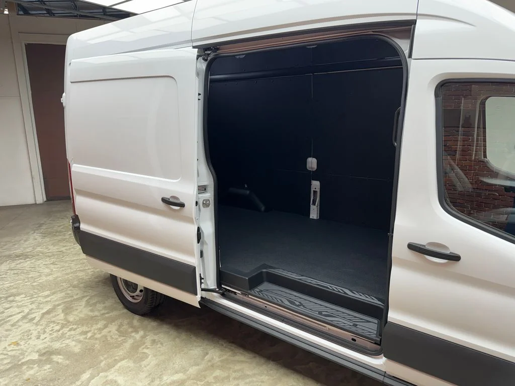 2025 Ford Transit Van Base - Photo 24