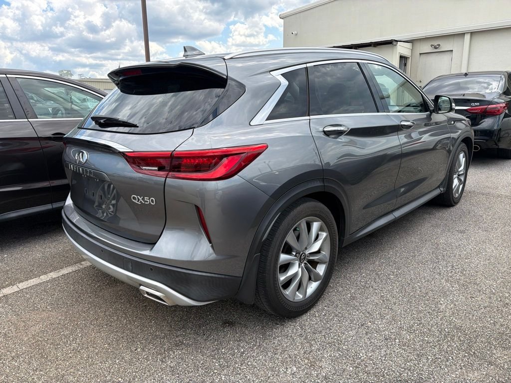 Used 2020 Gray INFINITI LUXE image 8
