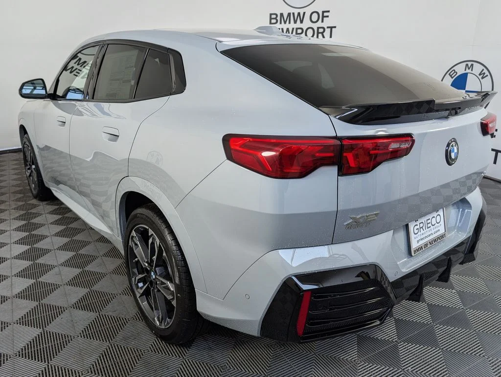 2026 BMW X2 28i - Photo 8