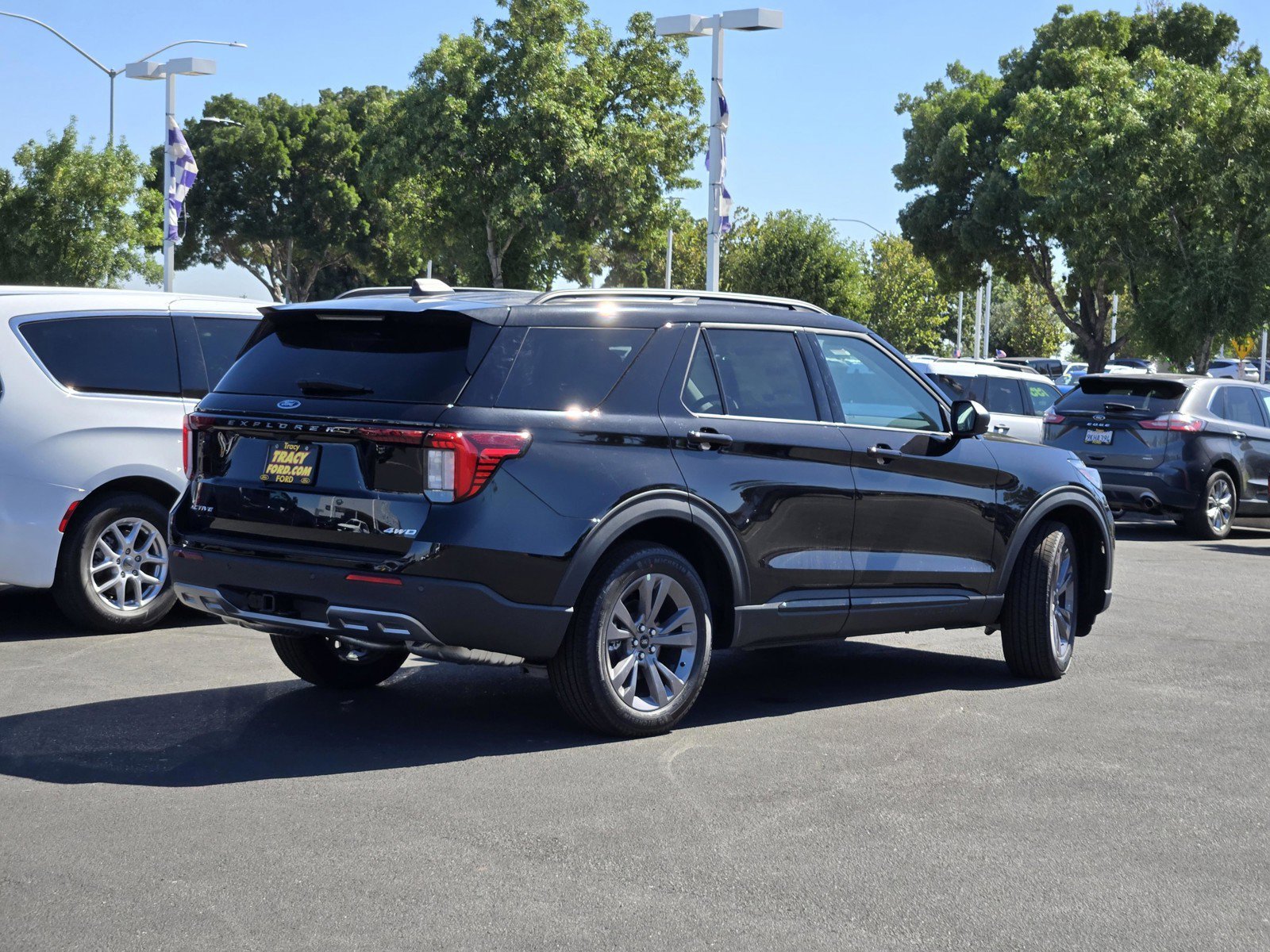 New 2026 Agate Black Metallic Ford Active image 4