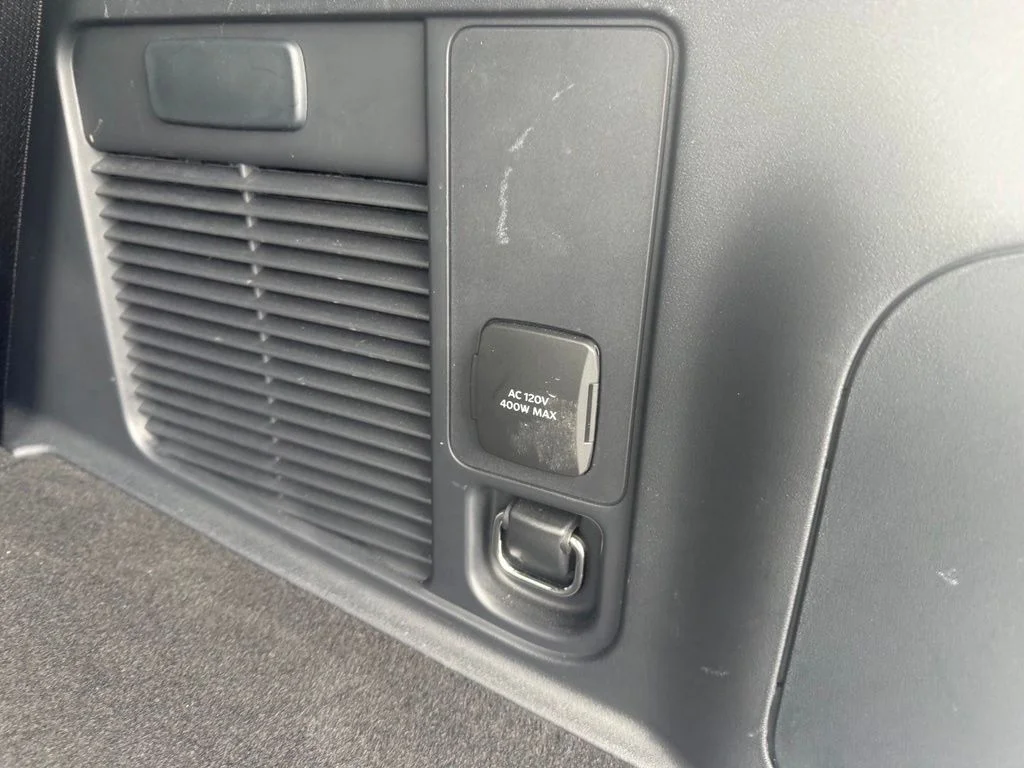 New 2026 Glacier Gray Metallic Tri-Coat Ford Active image 55