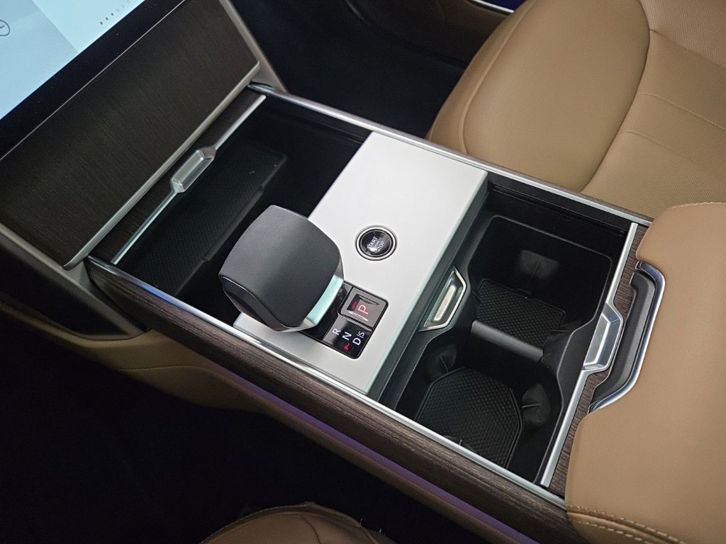 2026 Land Rover Range Rover SE - Photo 15