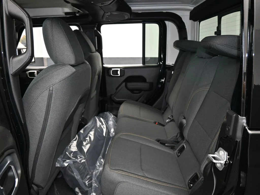 New 2026 Black Clear-Coat Exterior Paint Jeep Sport S image 28