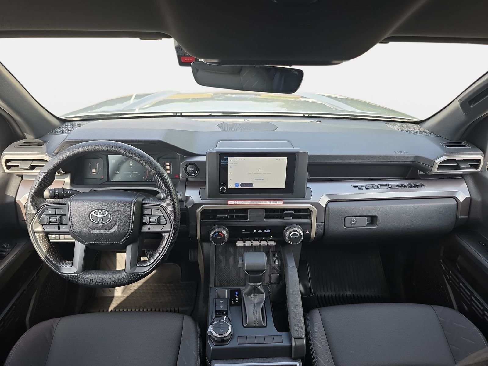 Used 2025 Silver Toyota SR5 image 9