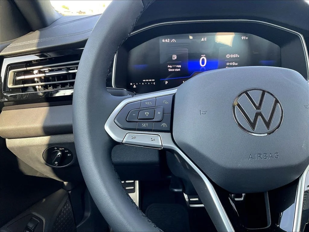 New 2026 Black Volkswagen 1.5T Sport image 24