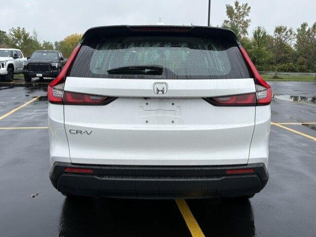 Used 2024 Platinum White Pearl Honda LX image 10