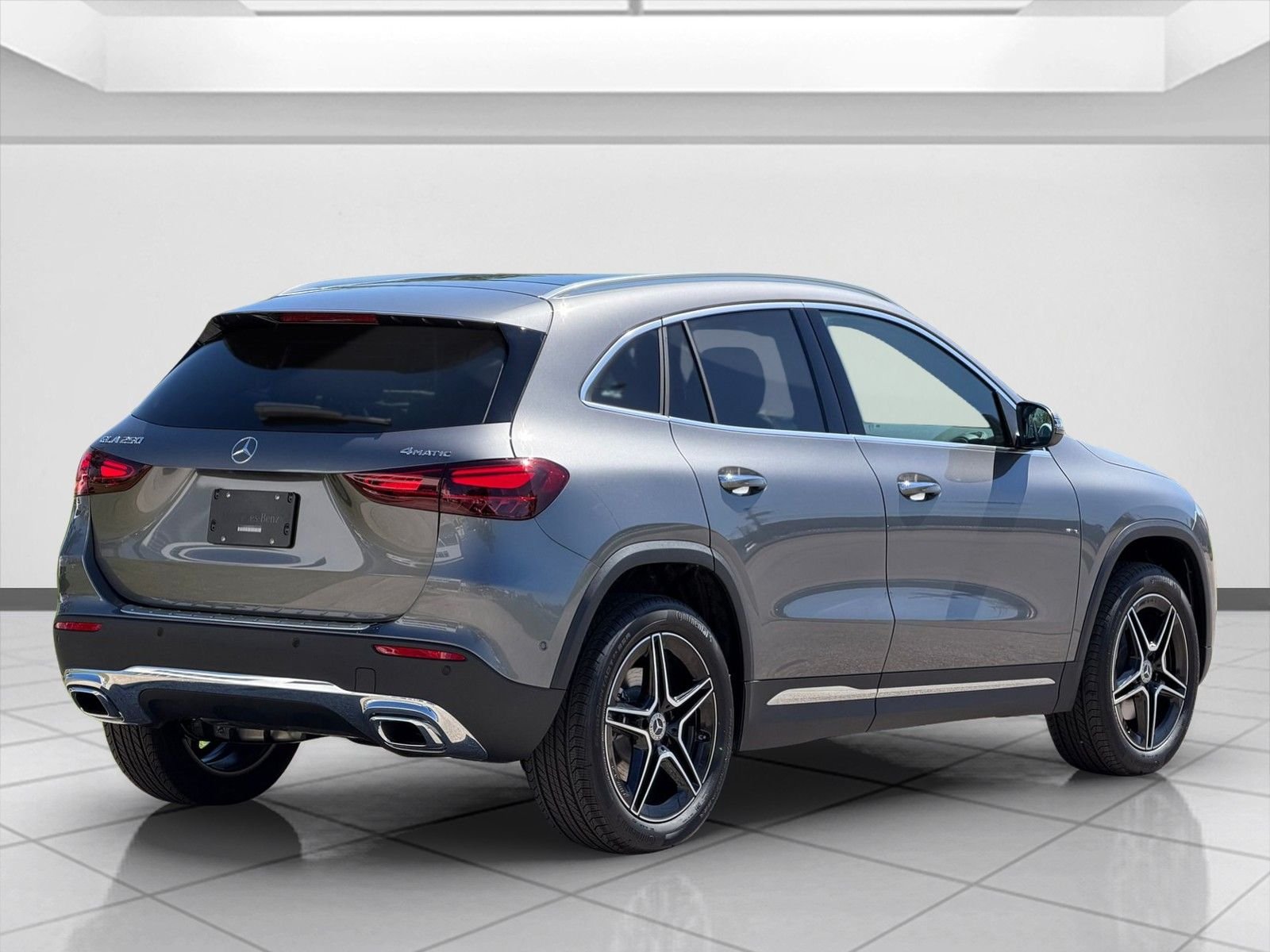 New 2026 Mountain Grey Metallic Mercedes-Benz GLA 250 image 3
