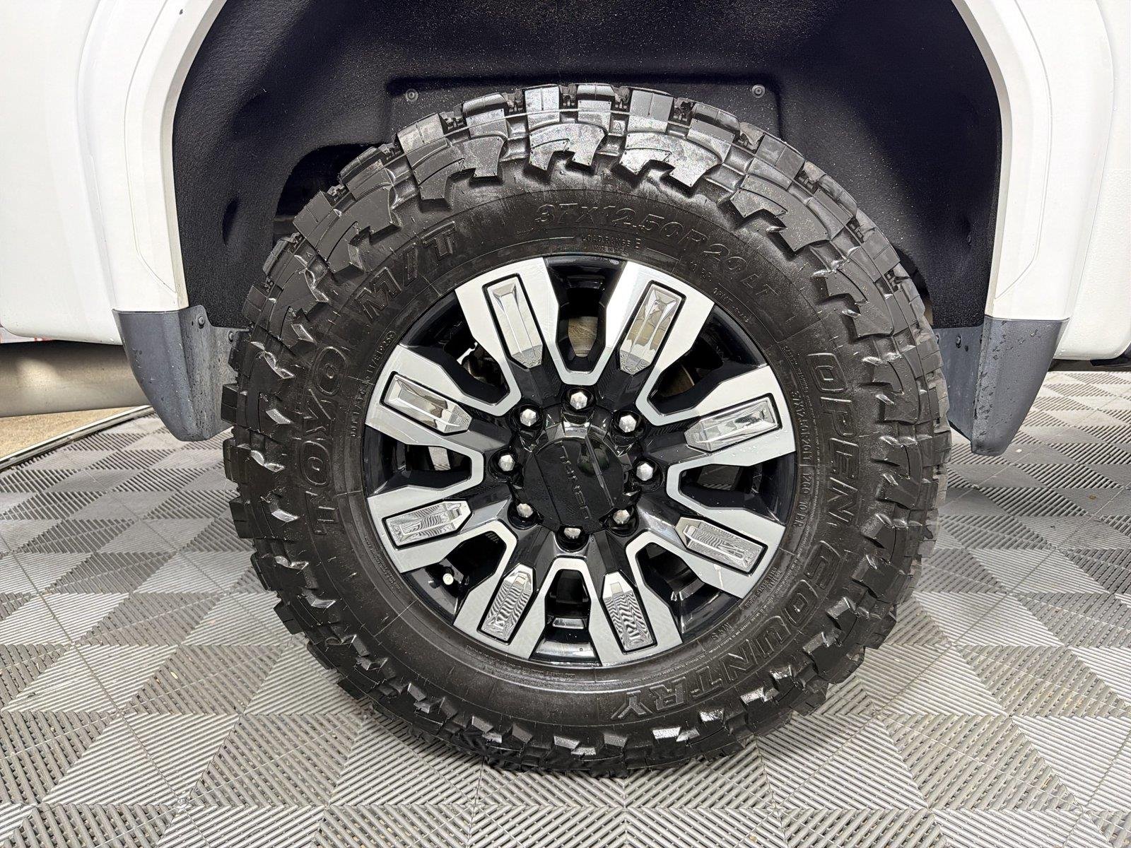 Certified Used 2024 White Frost Tricoat GMC Denali image 15
