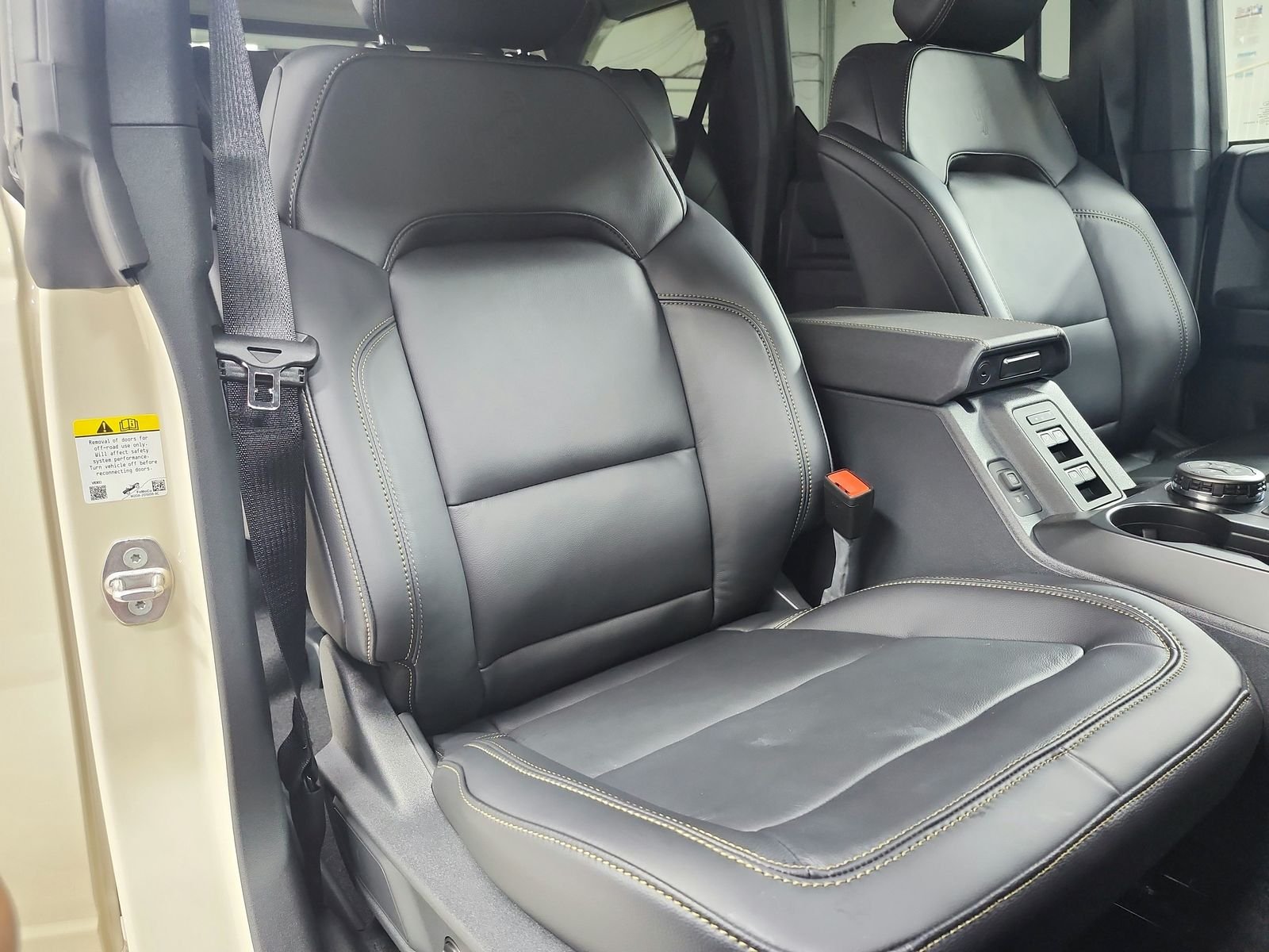 New 2026 Desert Sand Ford Badlands® image 44