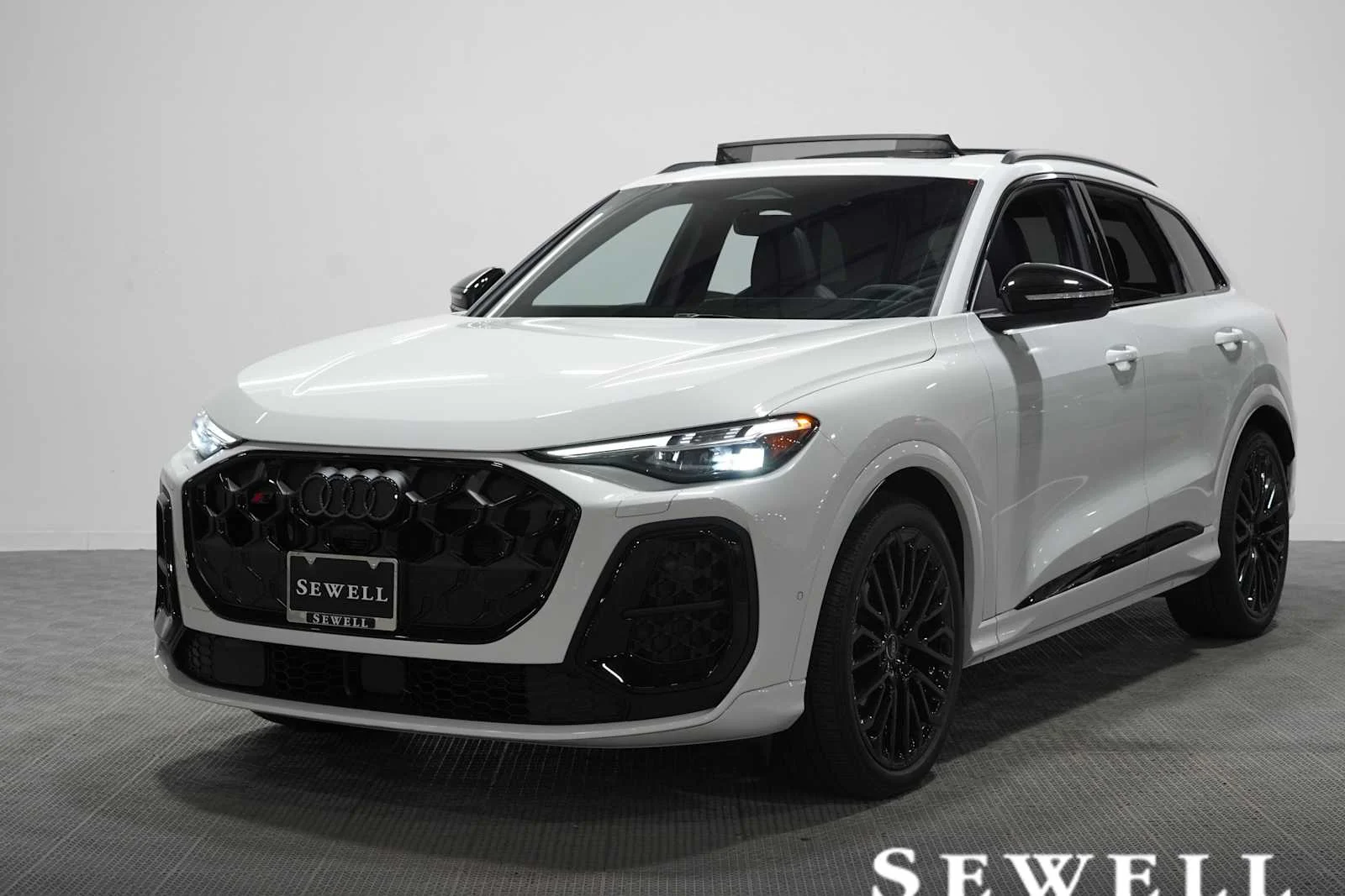 2025 Audi New SQ5
