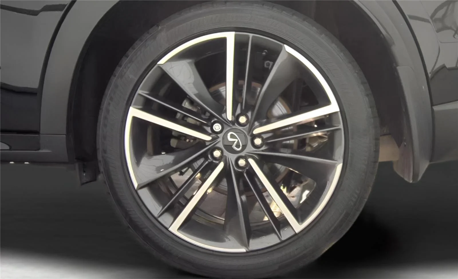 2023 INFINITI QX55 Essential - Photo 20