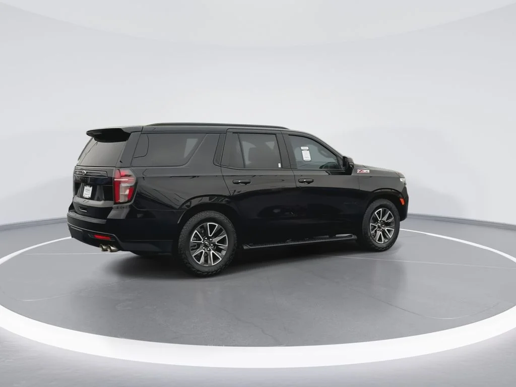 Used 2024 Black Chevrolet Z71 image 8