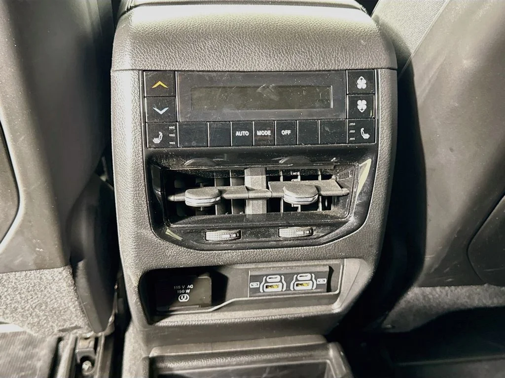 Used 2023 White Jeep Limited image 25