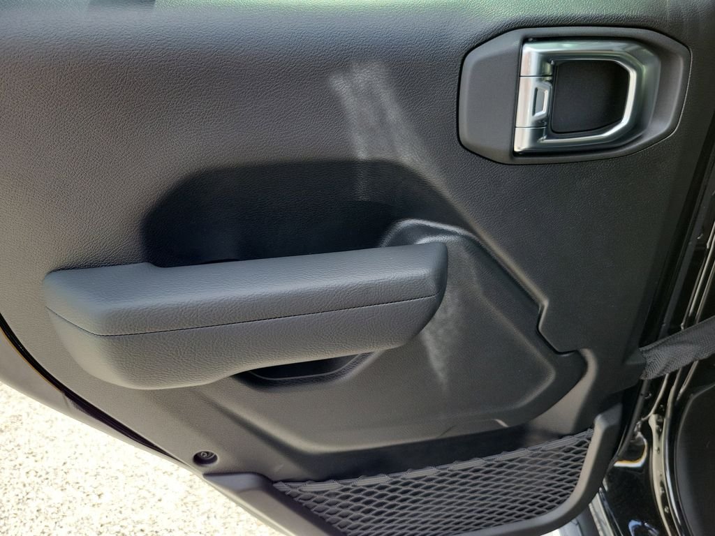 New 2026 Black Clearcoat Jeep Sport S image 7