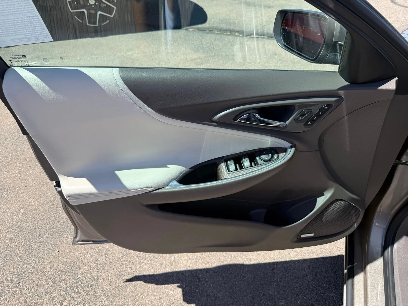 2024 Chevrolet Malibu 2LT - Photo 11