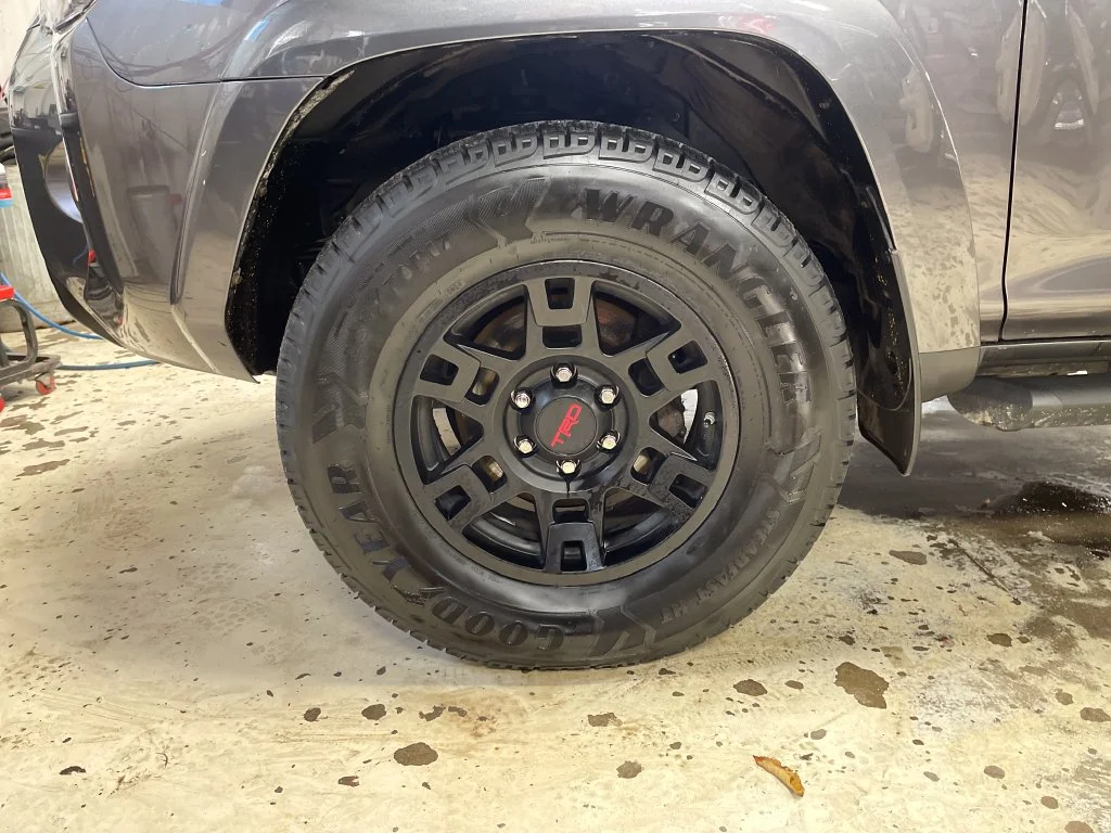 Used 2021 Gray Toyota Venture image 11