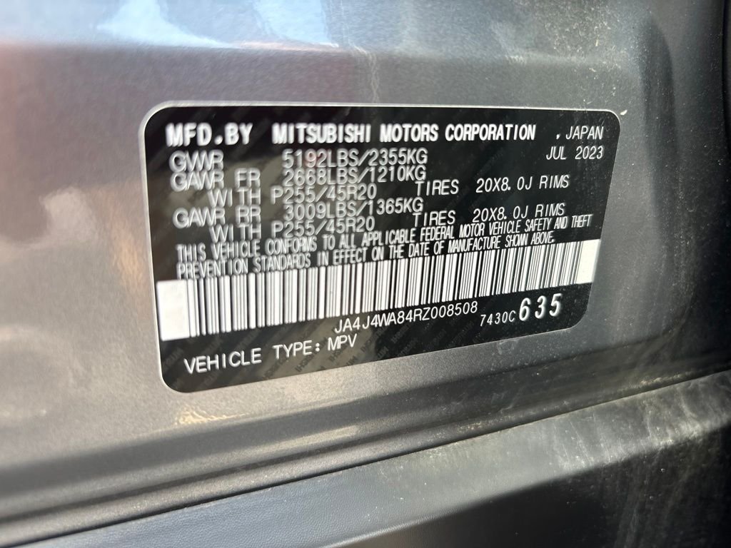 Used 2024 Black Mitsubishi  image 10