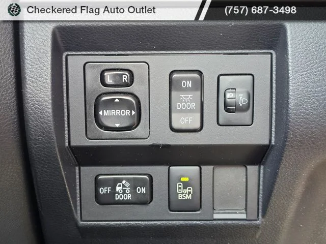 Used 2017 Black Toyota SR5 image 11