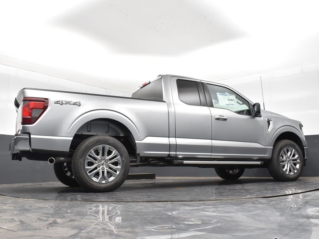 New 2026 Iconic Silver Metallic Ford XLT image 21