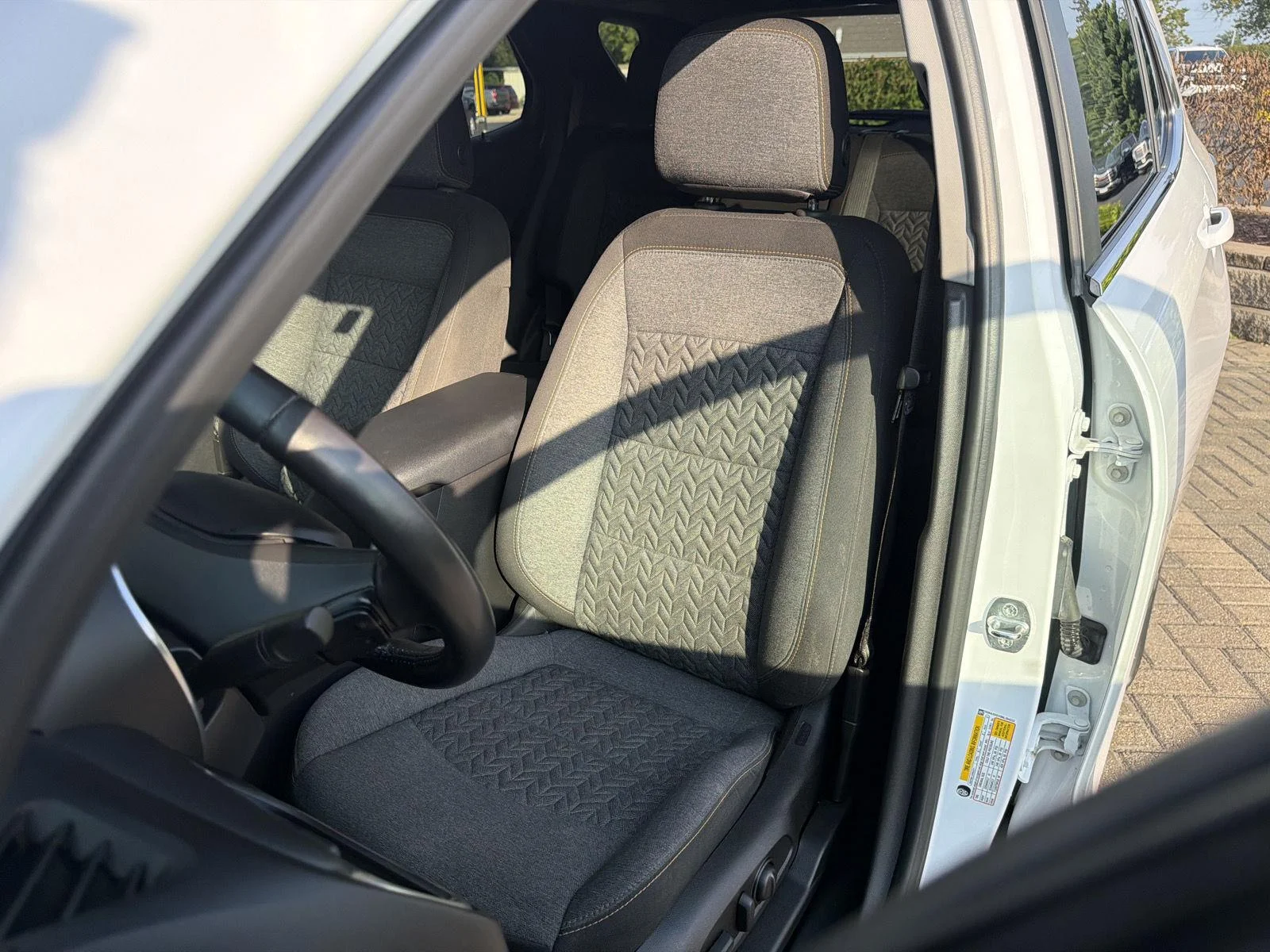 Used 2022 Summit White Chevrolet LT image 14