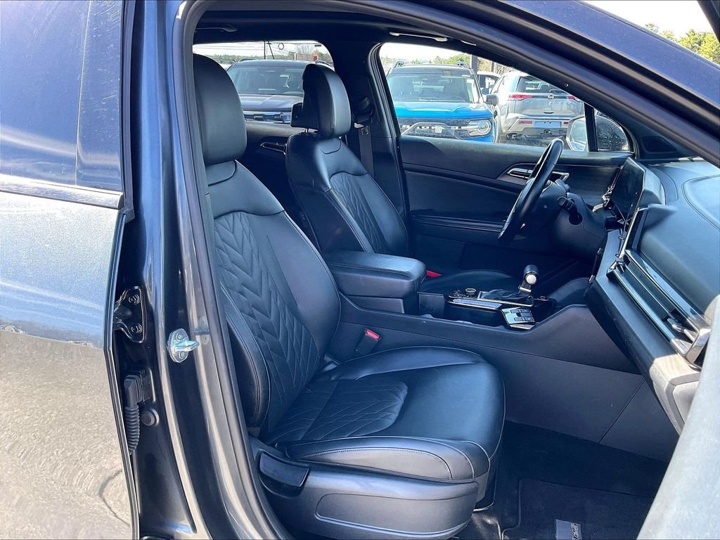 Used 2024 Gray Kia X-Line image 10
