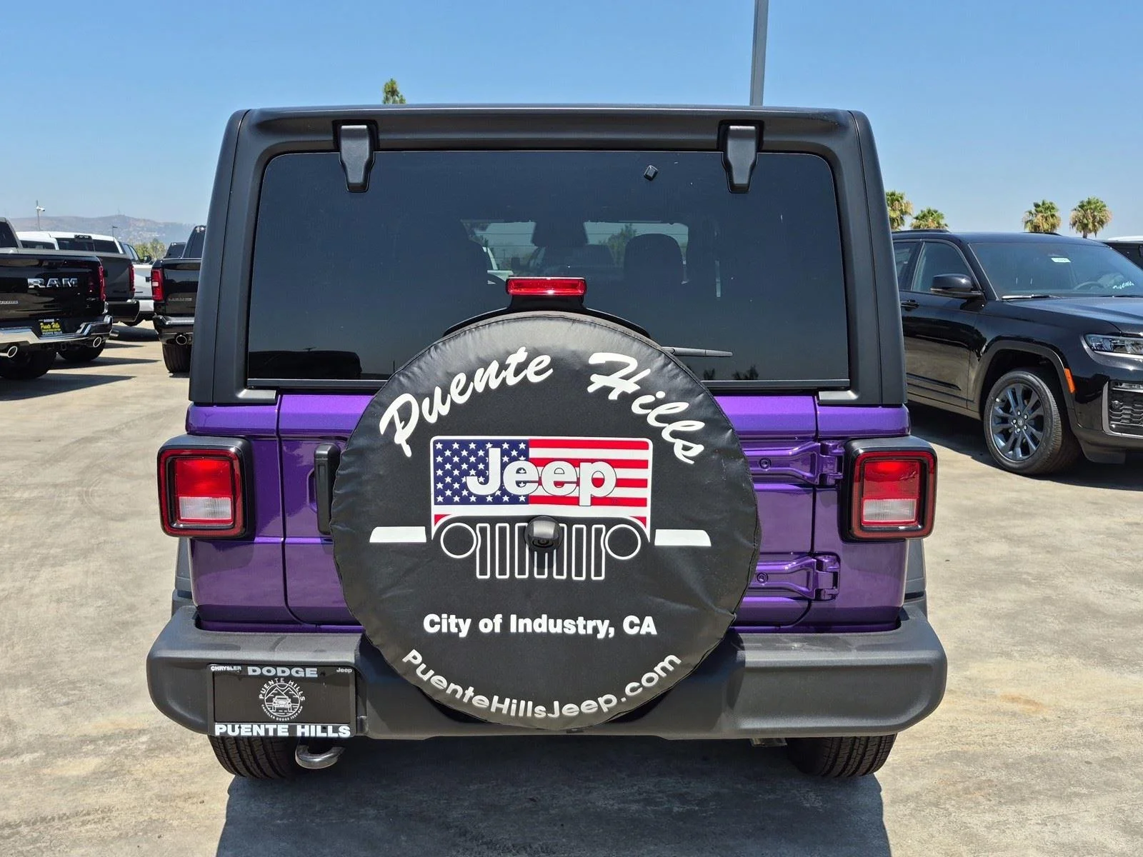 New 2026 Reign Jeep Sport S image 5