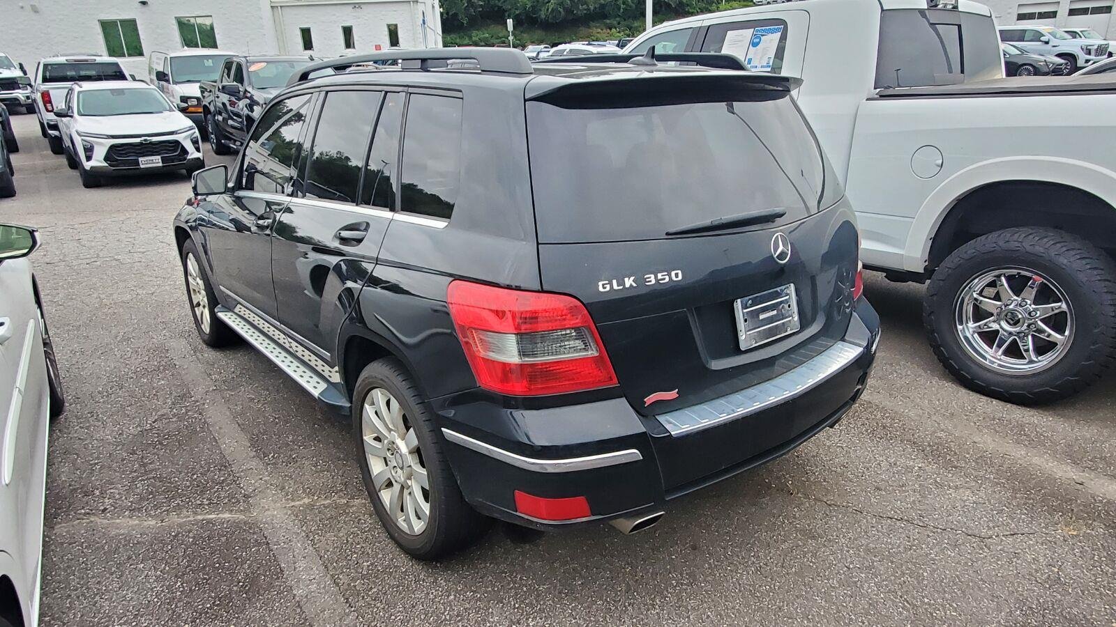 Used 2010 Black Mercedes-Benz GLK 350 image 8