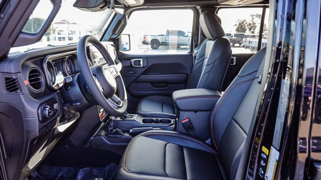 New 2026 Black Clearcoat Jeep Rubicon X image 22