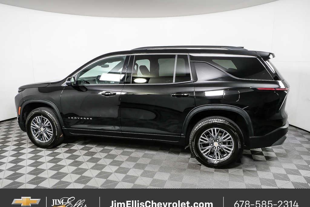 2025 Chevrolet Traverse LT - Photo 30